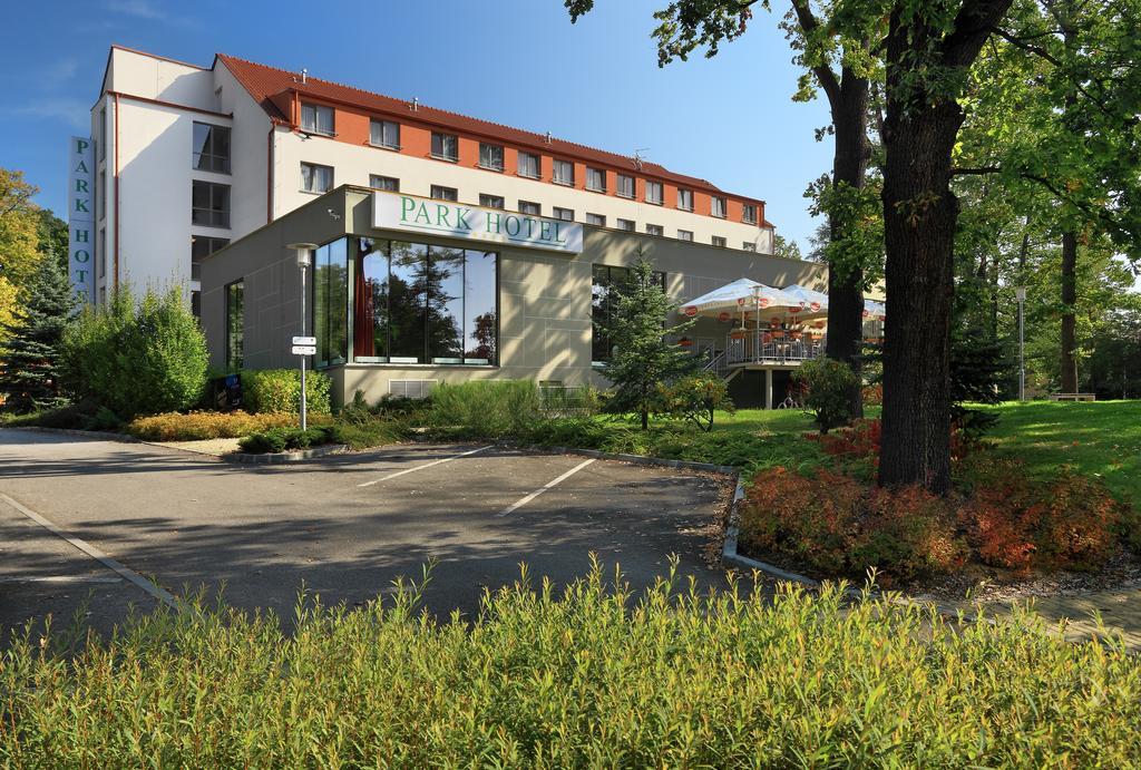 Lh Parkhotel Hluboka Nad Vltavou Congress & Wellness Zewnętrze zdjęcie