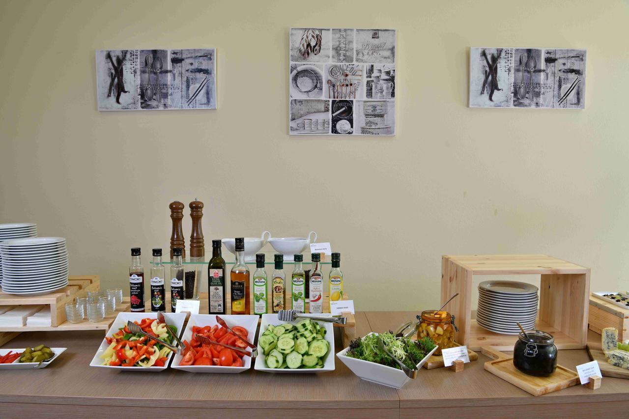 Lh Parkhotel Hluboka Nad Vltavou Congress & Wellness Zewnętrze zdjęcie